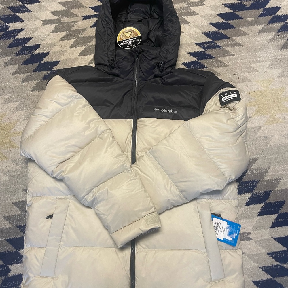 Columbia Puffer Men's Black and Cream